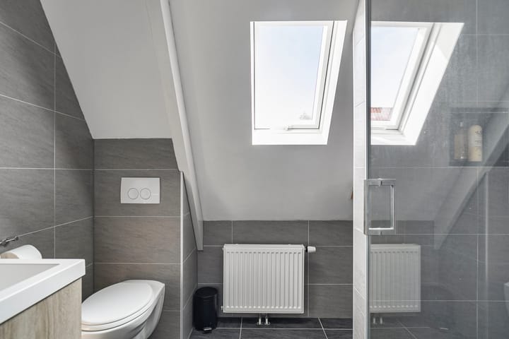 Foto 24 van Van Leeuwenhoekstraat 112