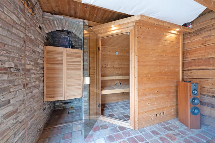 Photo 57 of Dokter van de Kolkstraat 36