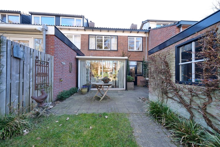 Foto 25 van Juliana van Stolberglaan 42