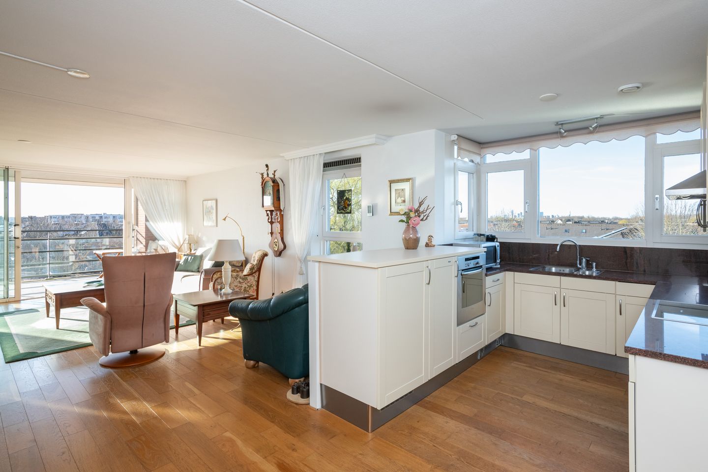 Foto 4 van Meerwedesingel 129