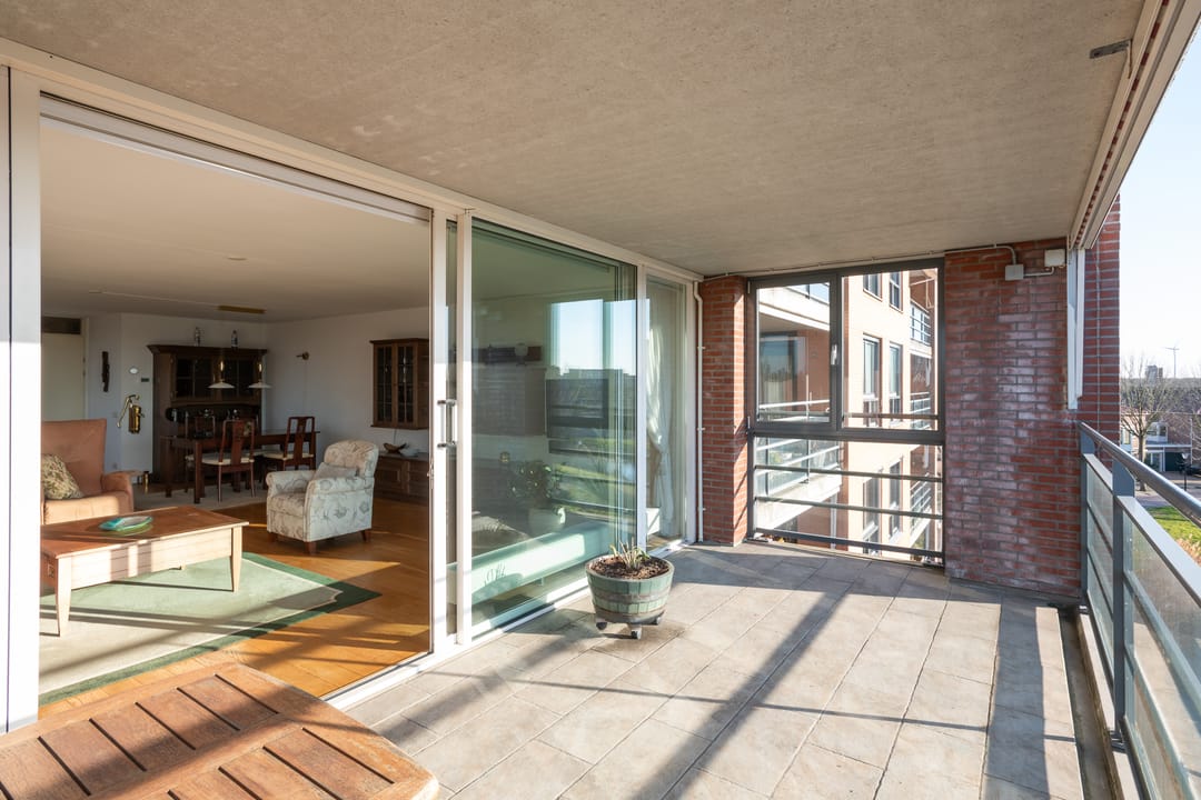 Foto 11 van Meerwedesingel 129