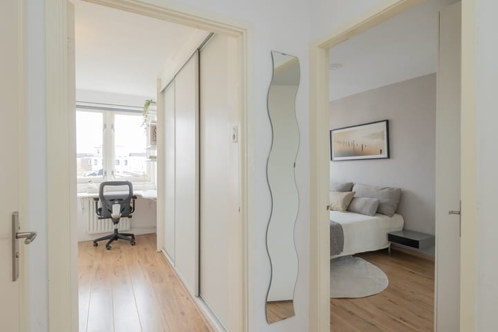 Foto 19 van Vondellaan 4