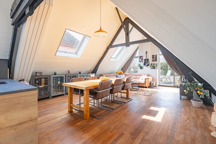 Photo 2 of Schoolstraat 12-B