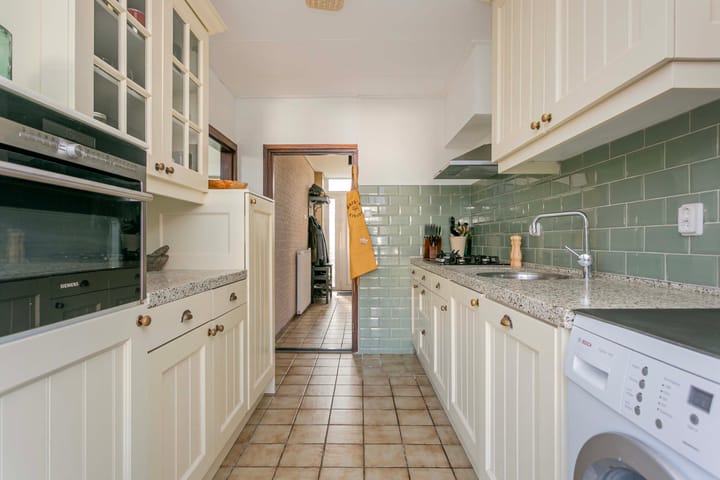 Foto 10 van Dr Holwerdastraat 14