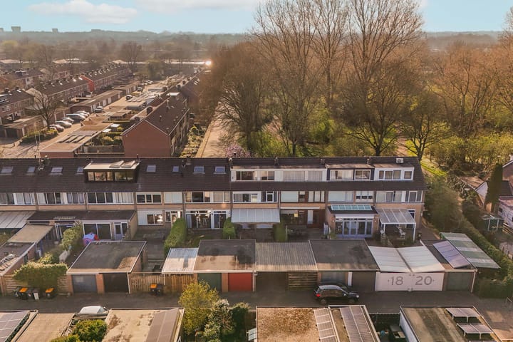 Foto 27 van Dr Holwerdastraat 14