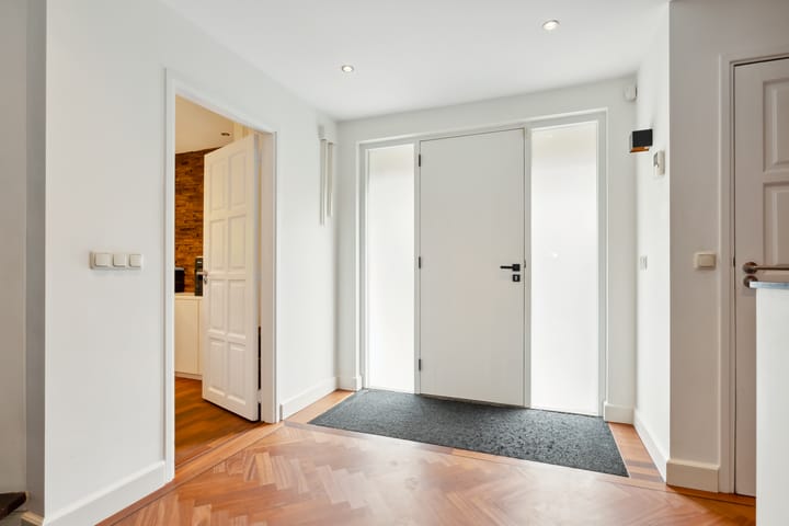 Foto 14 van Maasland 49