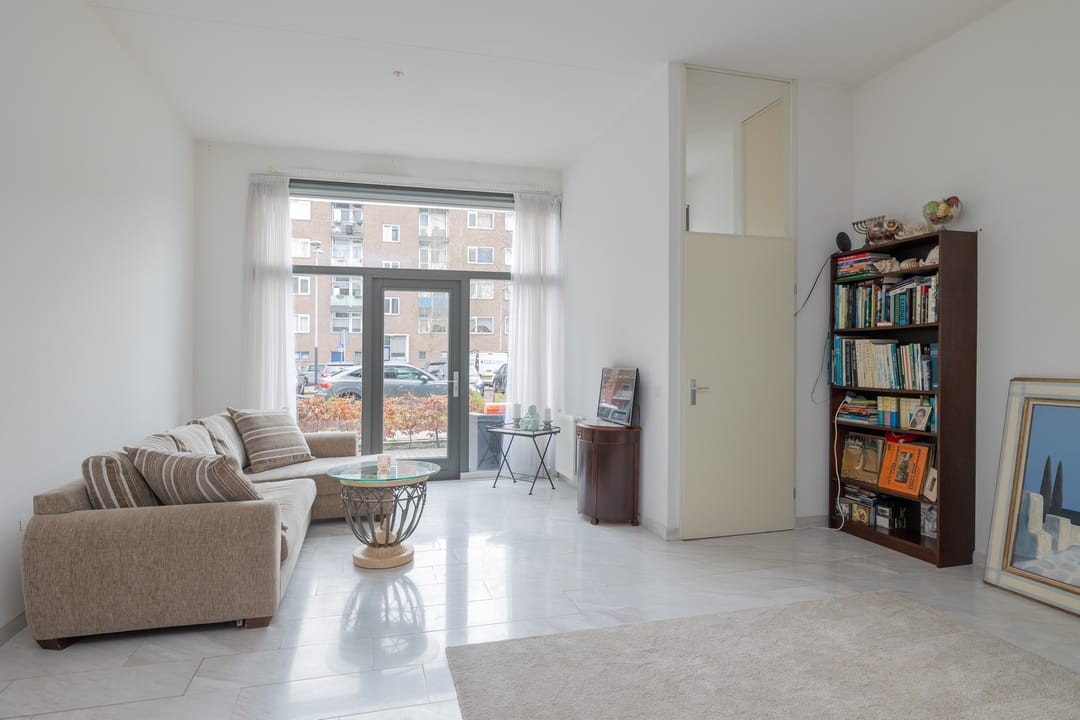 Foto 2 van Martini van Geffenstraat 32