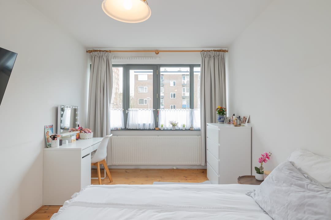 Foto 16 van Martini van Geffenstraat 32