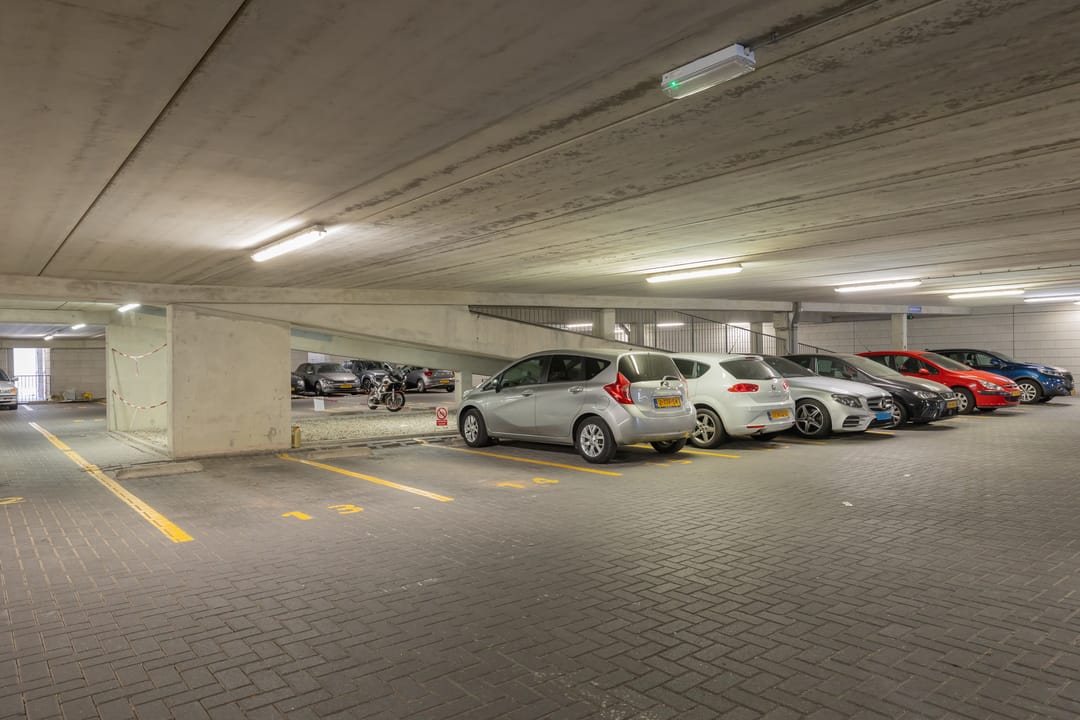 Foto 22 van Martini van Geffenstraat 32