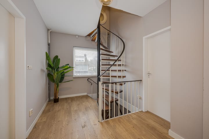 Foto 28 van Generaal Spoorlaan 2