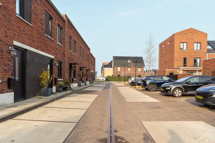 Foto 54 van Alfred Kastlerstraat 21