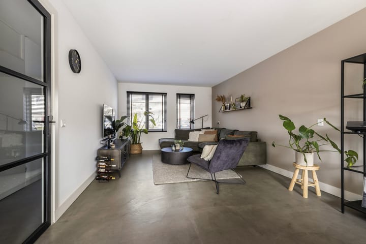 Foto 9 van Damasthof 9