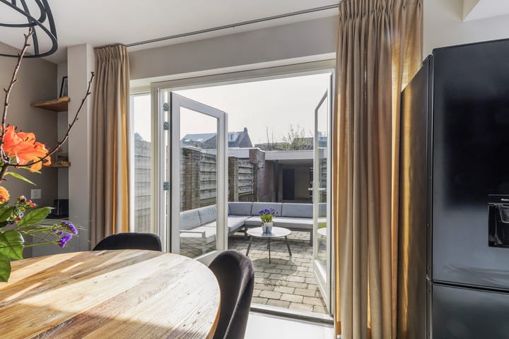 Foto 17 van Damasthof 9