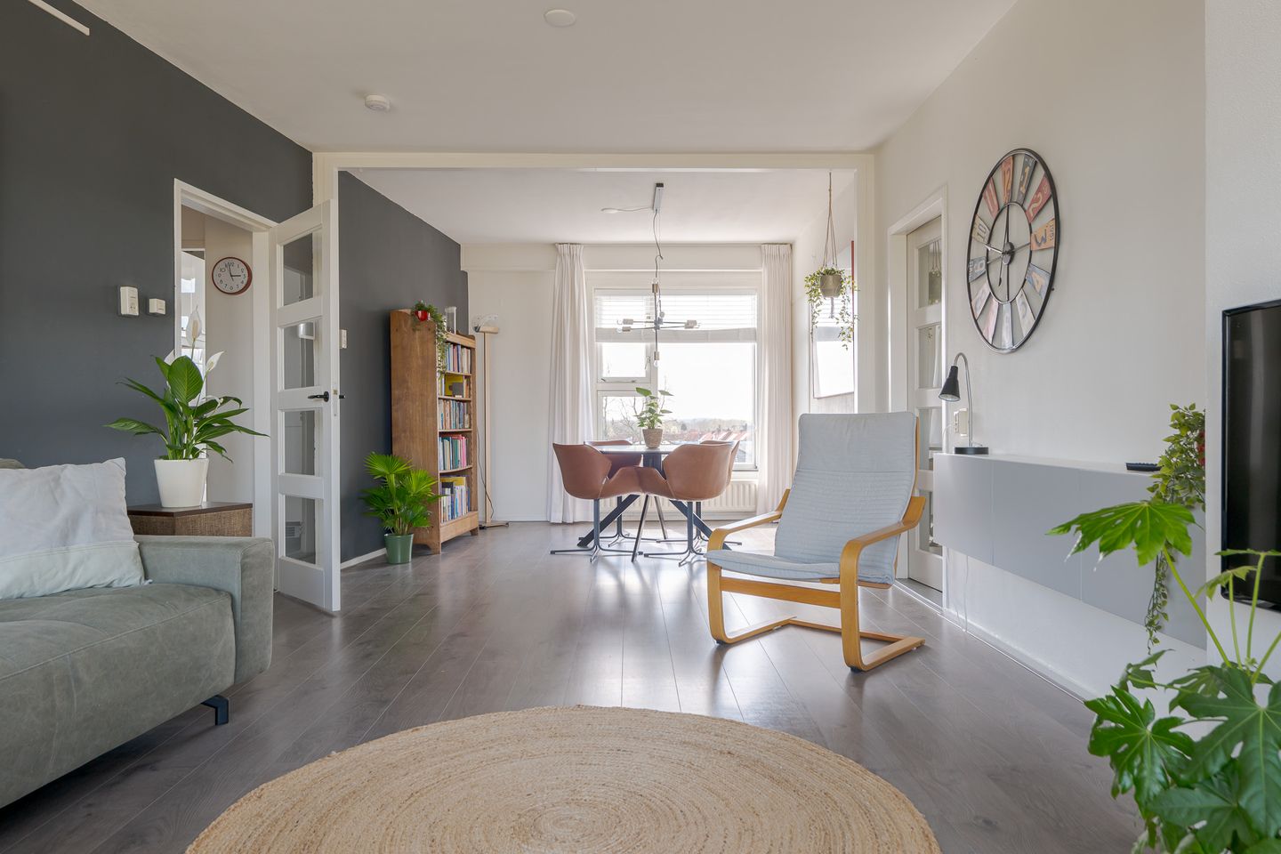 Foto 10 van Ten Oeverstraat 152