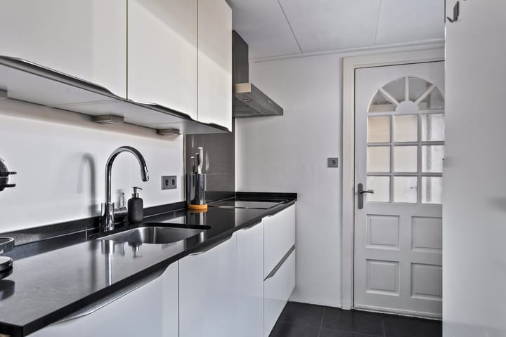 Photo 18 of Wilhelminalaan 72