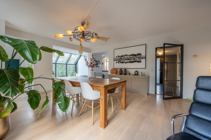 Photo 7 of Laan van Westmolen 63