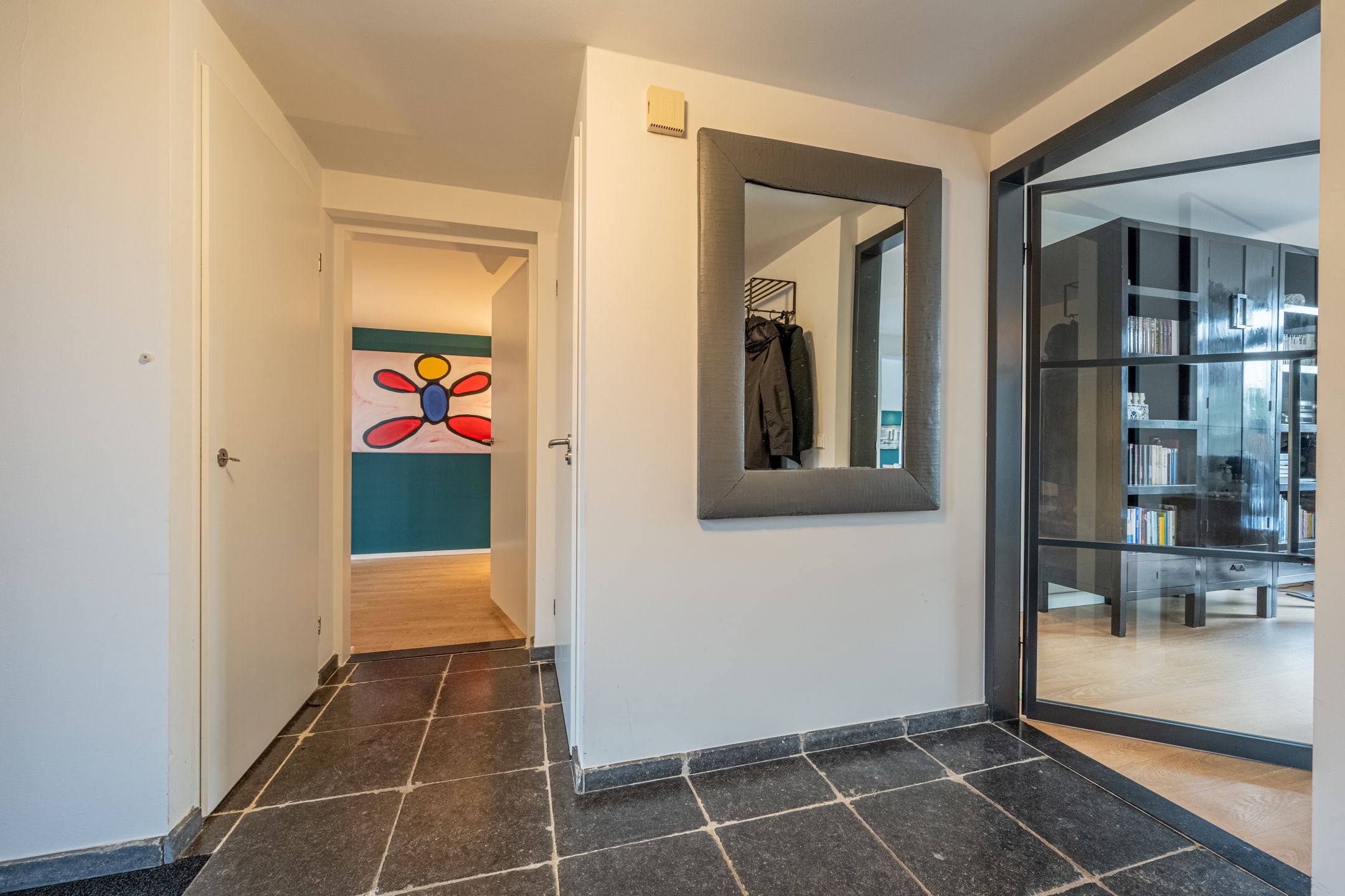 Photo 21 of Laan van Westmolen 63