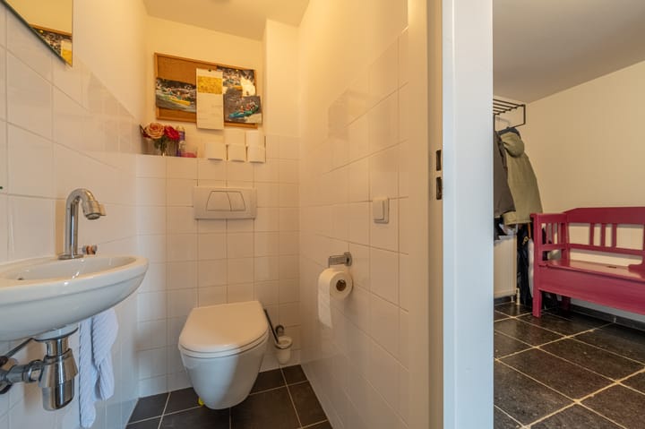 Photo 24 of Laan van Westmolen 63