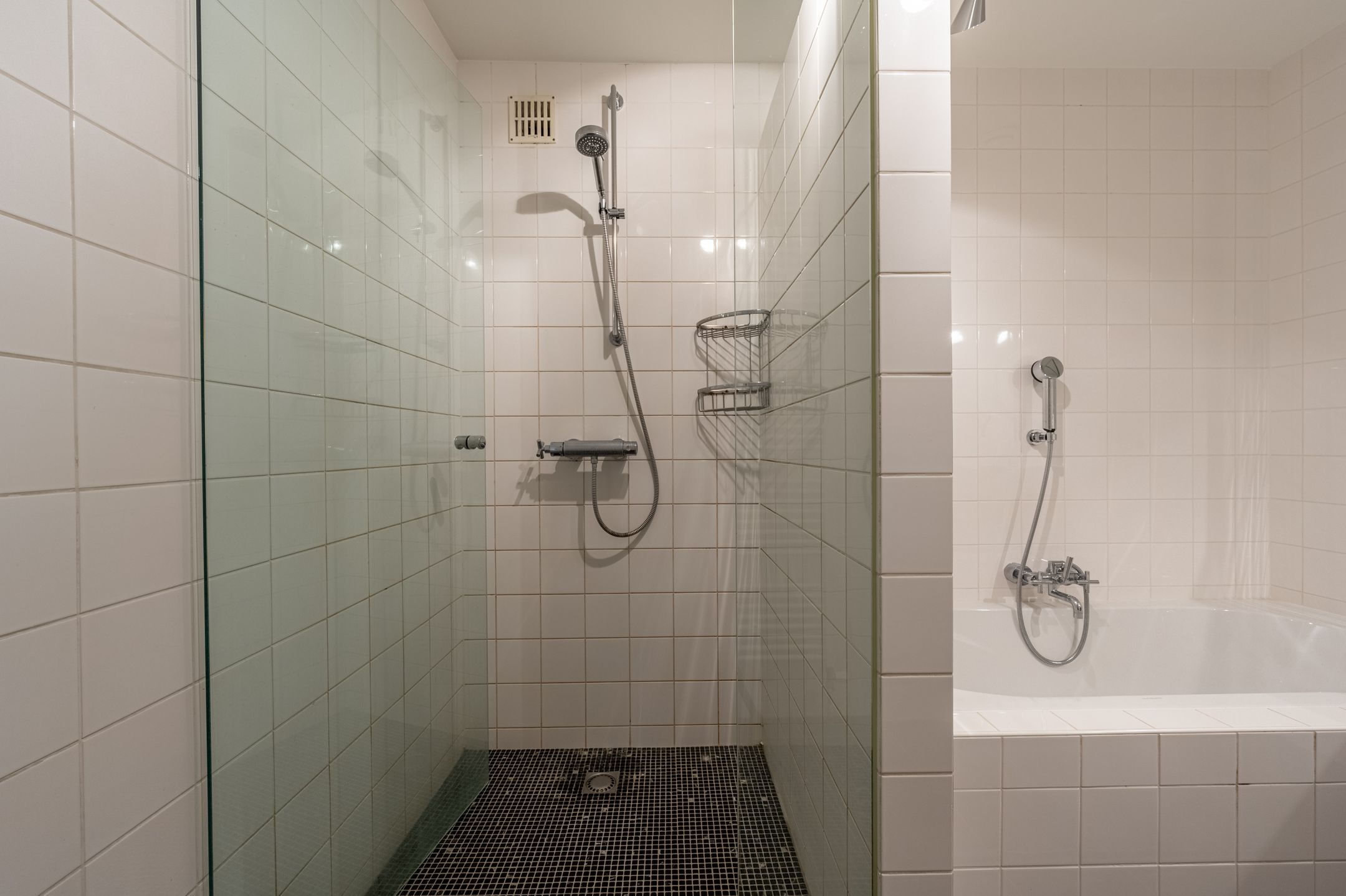 Photo 36 of Laan van Westmolen 63