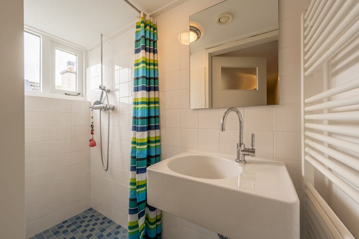 Photo 45 of Laan van Westmolen 63