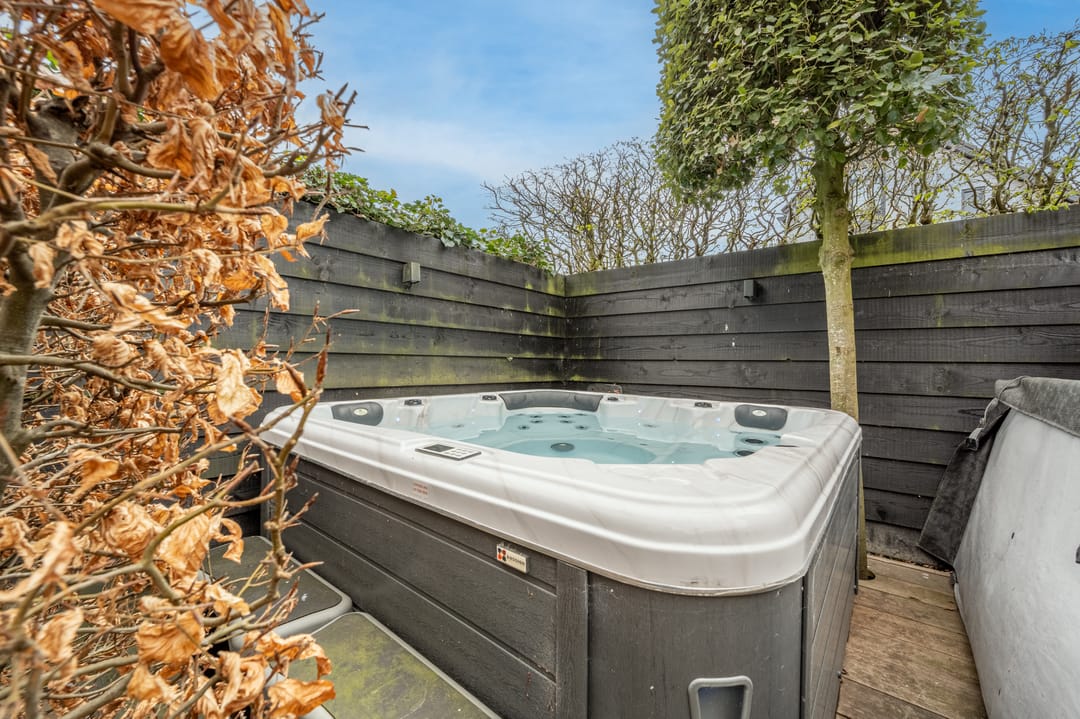 Photo 52 of Laan van Westmolen 63