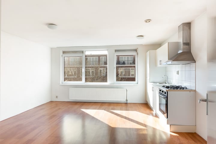 Foto 3 van Bas Jungeriusstraat 118-B03