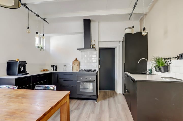 Foto 10 van Schuttershofstraat 41