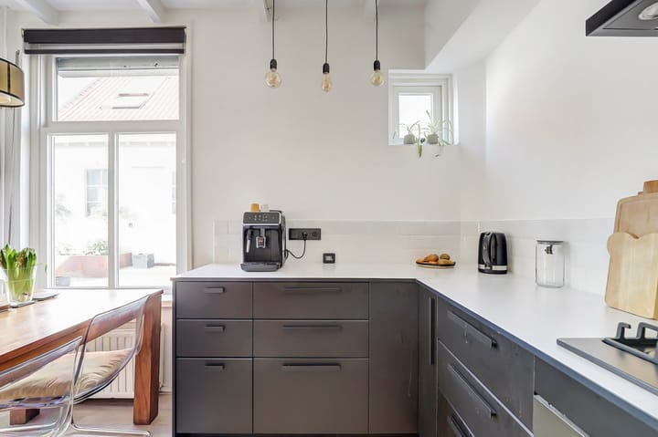 Foto 12 van Schuttershofstraat 41