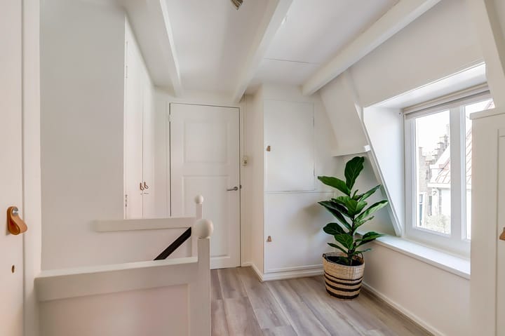 Foto 17 van Schuttershofstraat 41