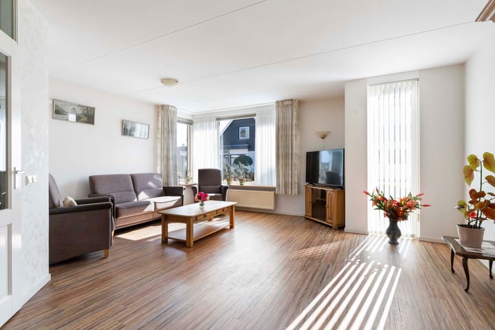 Foto 5 van Manegeweg 5