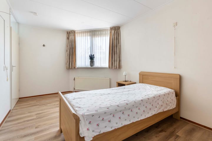 Foto 16 van Manegeweg 5