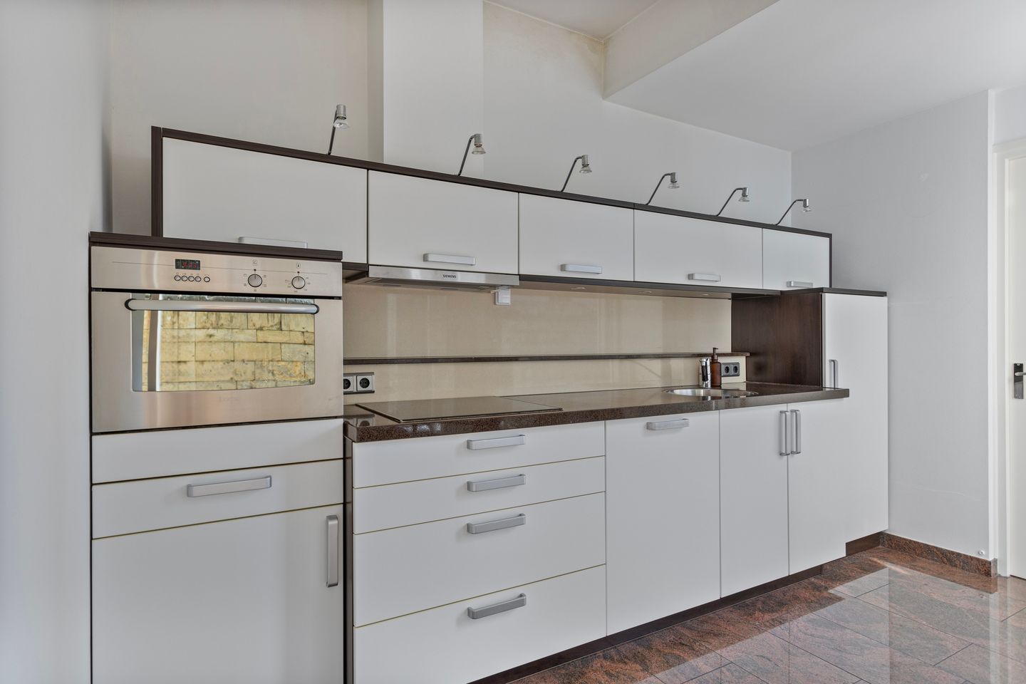 Photo 14 of Nieuweweg 6