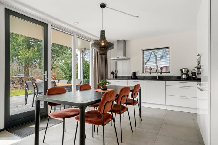 Foto 12 van Vijverlaan 1-BG34