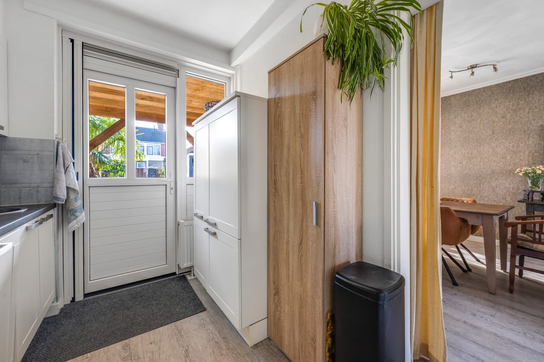 Foto 8 van Voeghoutenstraat 61