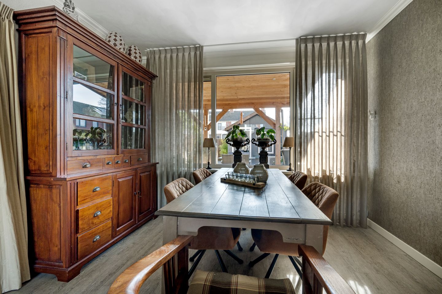 Foto 10 van Voeghoutenstraat 61