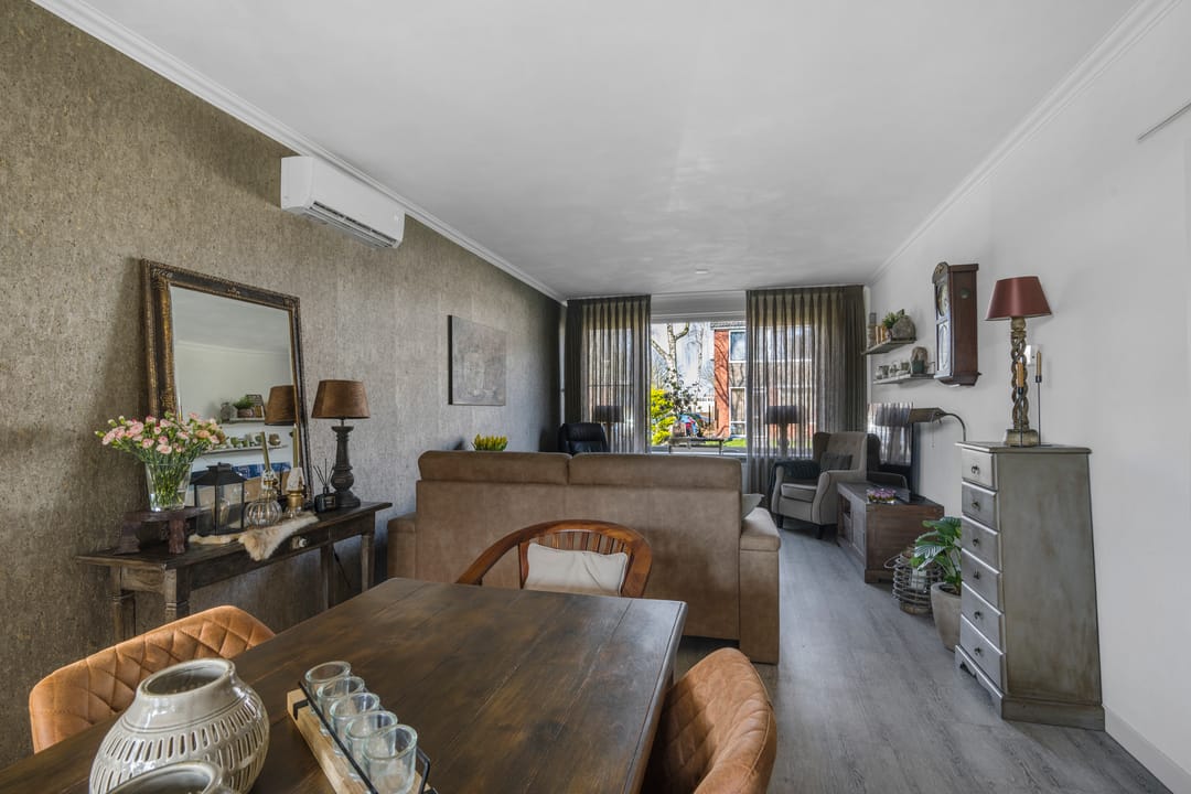 Foto 16 van Voeghoutenstraat 61