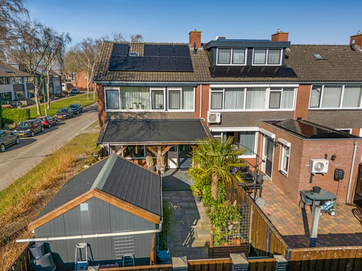 Foto 42 van Voeghoutenstraat 61