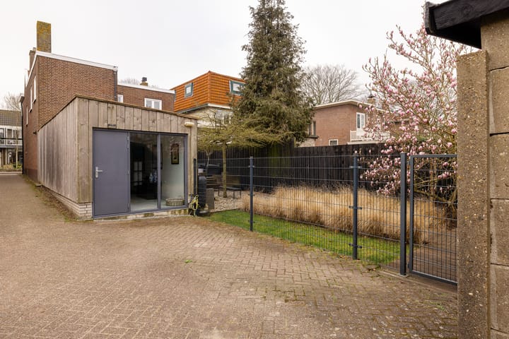 Foto 39 van Stationsweg 224