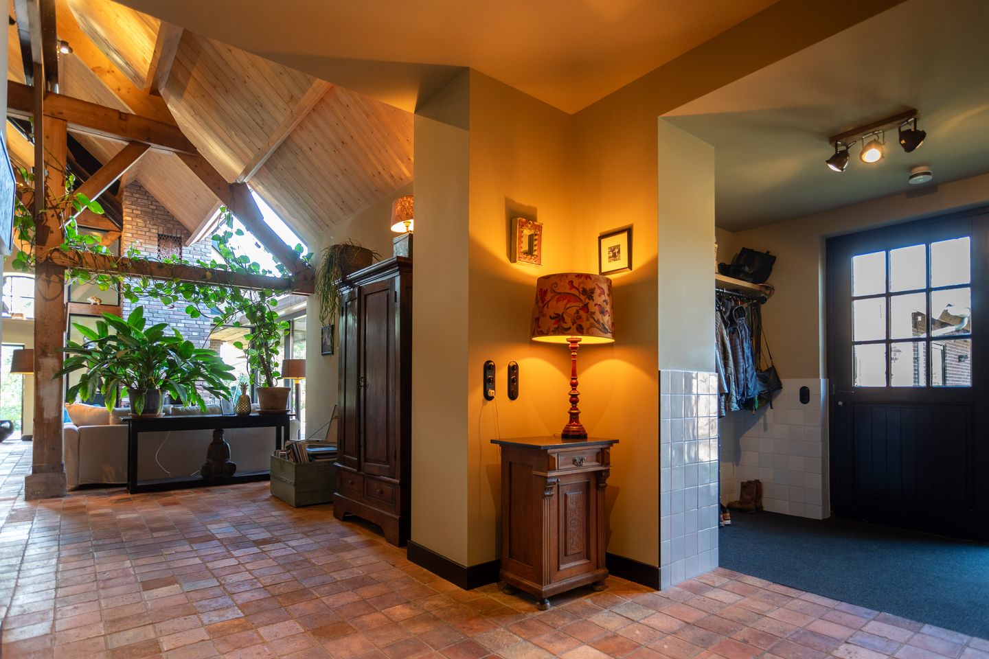 Photo 10 of Voorhaakdijk 3