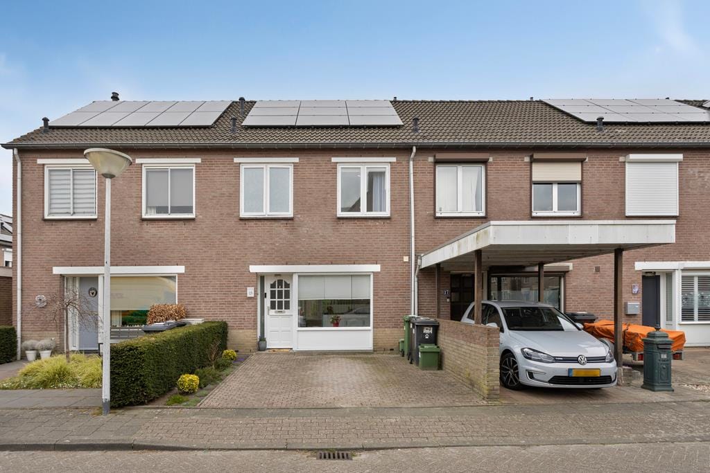 Foto 1 van Acacia 15