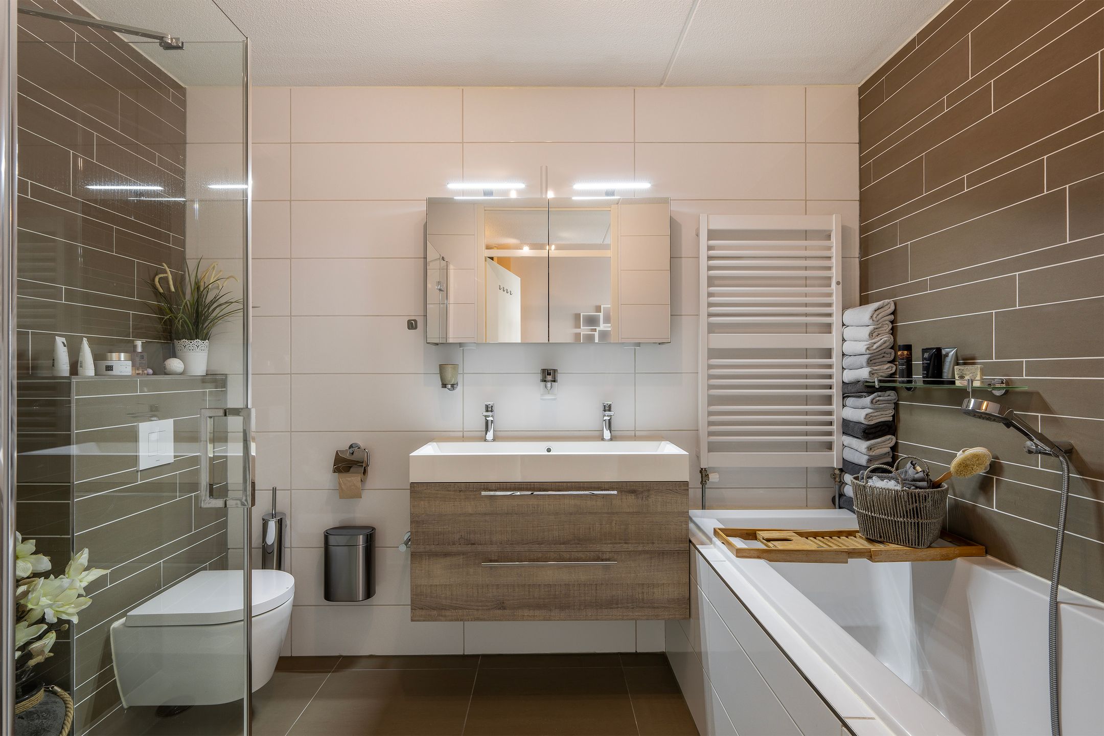 Foto 3 van Zonnesteintoren 28