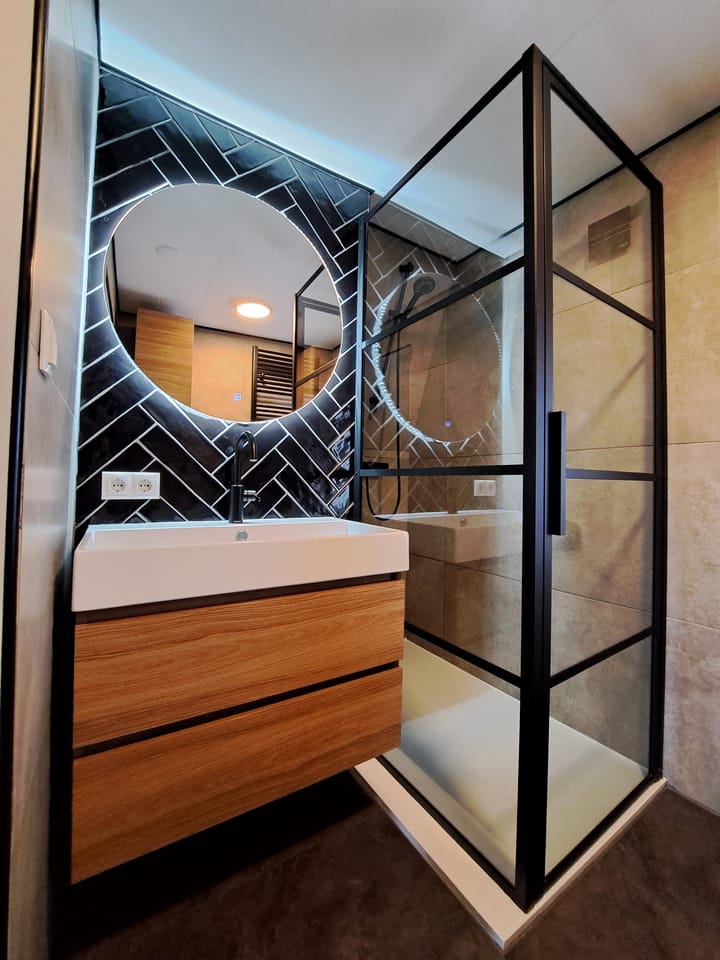 Photo 10 of Terneuzensestraat 38