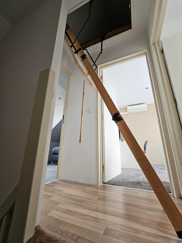 Foto 29 van Ebbenhout 8