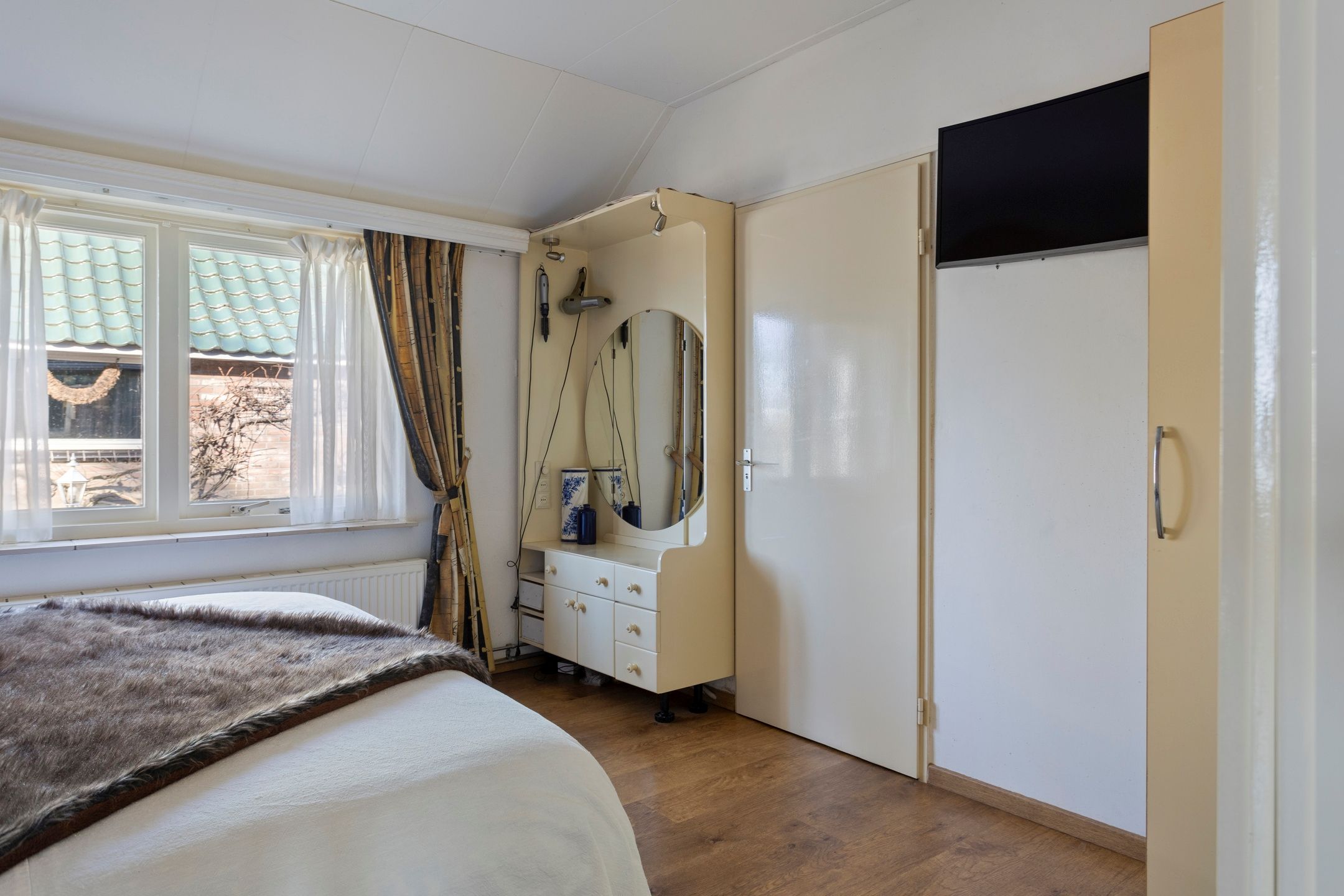 Foto 33 van Ommerkanaal Oost 10