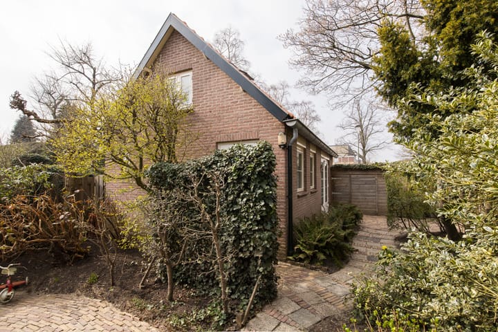 Foto 37 van 1e Brandenburgerweg 121