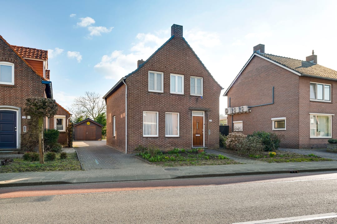 Huis te koop: Kloosterstraat 24-A 6051 JC Maasbracht [Funda]