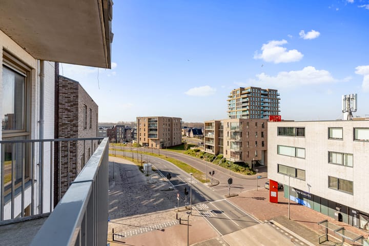 Foto 12 van Homerusplein 104