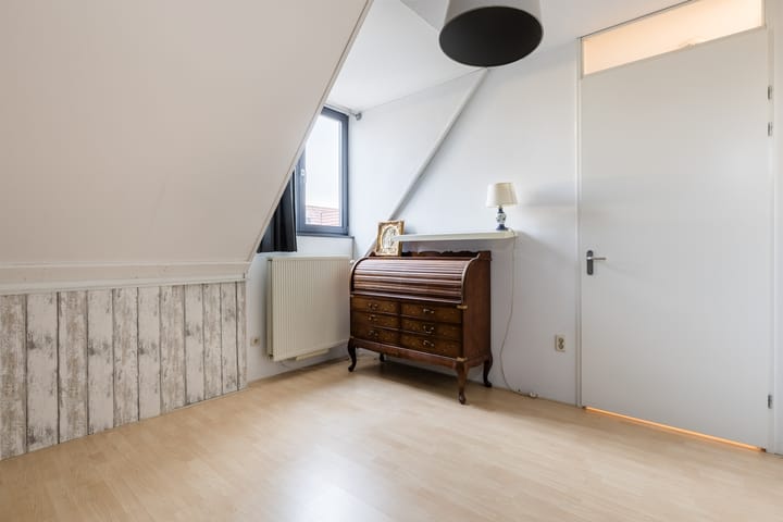 Foto 37 van Dagpauwoogstraat 2