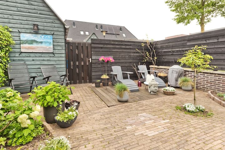 Foto 40 van Dagpauwoogstraat 2