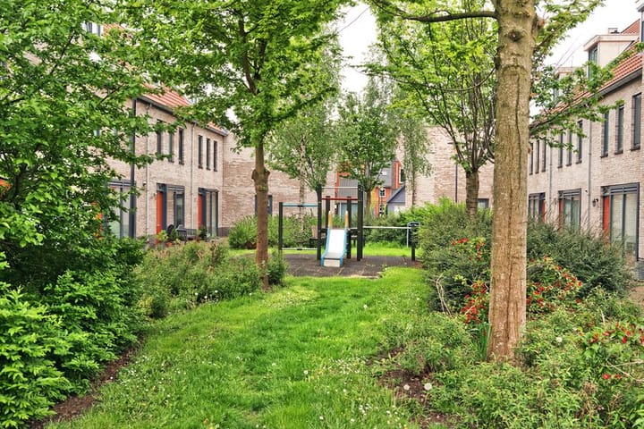 Foto 41 van Dagpauwoogstraat 2